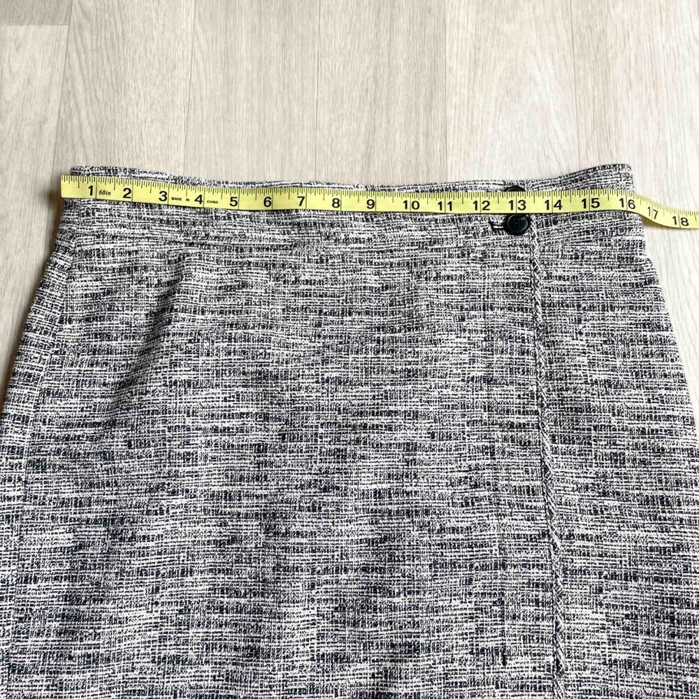 Ann Taylor Tweed Button Waist Pencil Skirt Size 12P 12 Petite NEW NWT - Picture 4 of 5